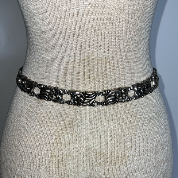 Brighton Metal Link Belt - Picture 2 of 4